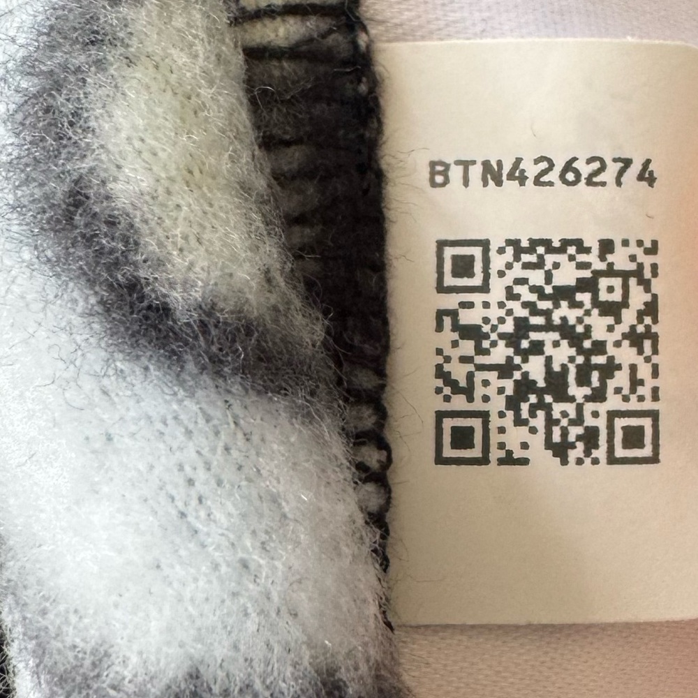 Supreme x The North Face Steep Tech Fleece Pullover
Multicolor Dragon - Picture 11 of 11